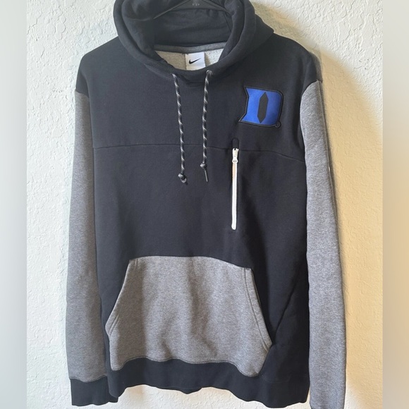Men’s Large Duke Blue Devils NIKE AV15 Colorblock Pullover Hoodie NEW - Picture 1 of 5
